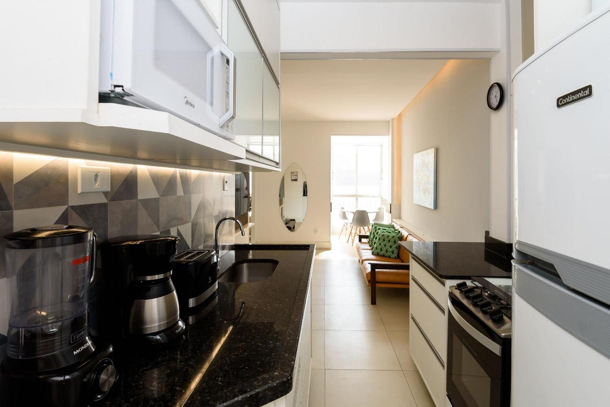 Apartamento 1qto A 120m Da De Copacabana | Nsc 1229/1201 *